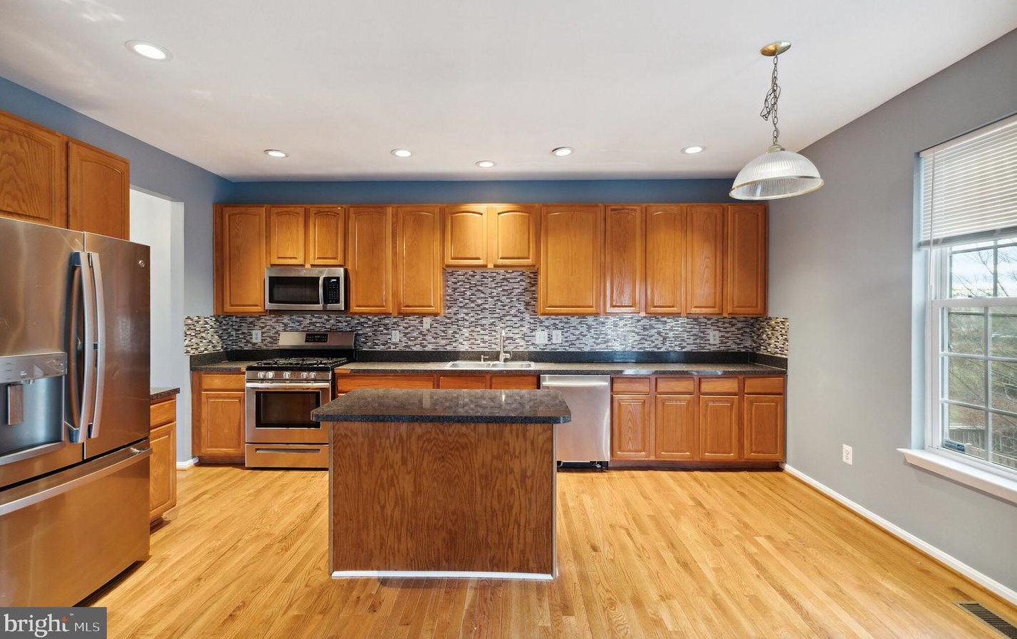 12063 Kemps Landing Cir, Manassas VA  20109-4841 exterior