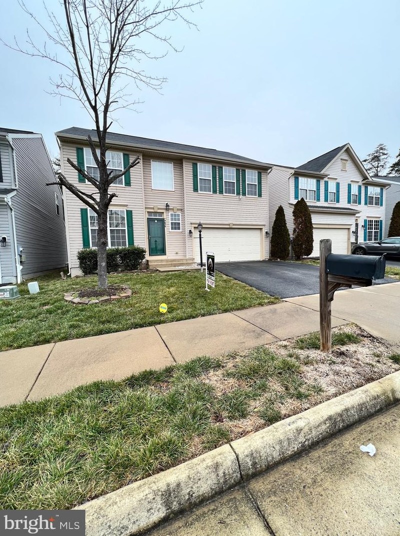 4036 Presidential Hill Loop, Dumfries VA  22025-3632 exterior