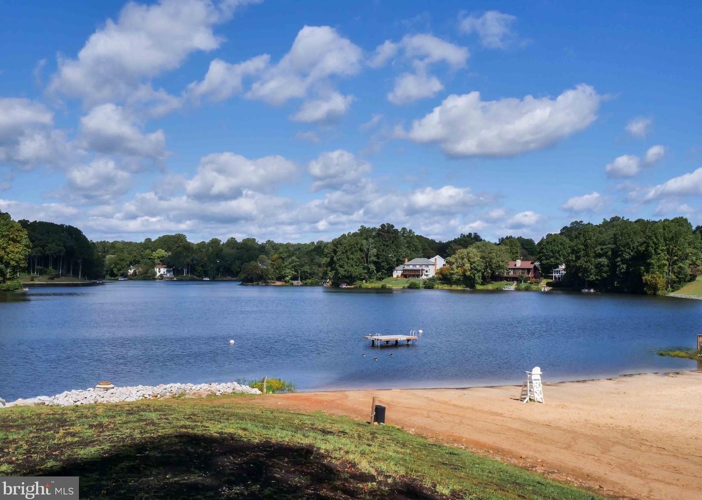 15757 Widewater Dr, Dumfries VA  22025-1212 exterior