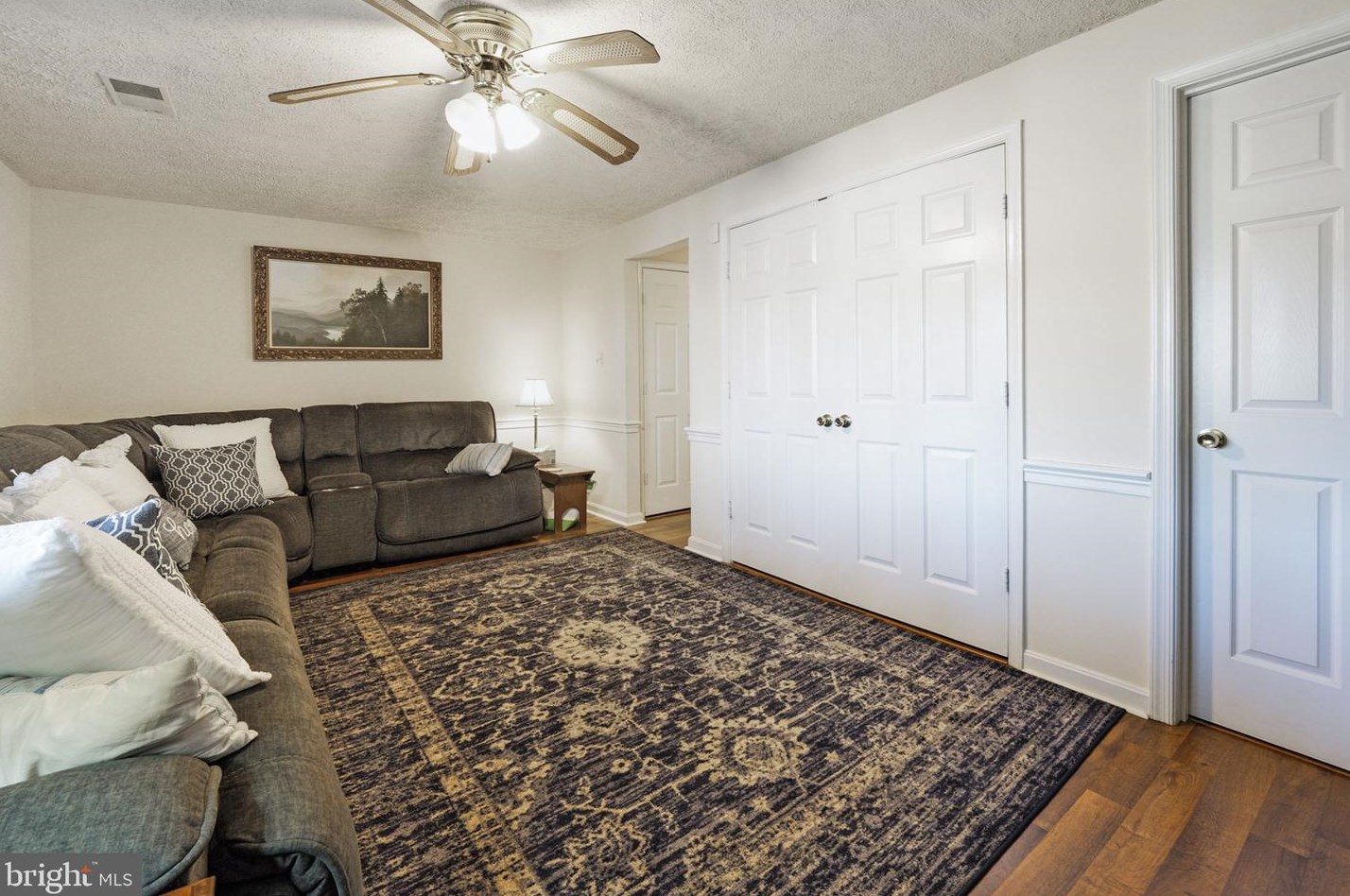 15757 Widewater Dr, Dumfries VA  22025-1212 exterior