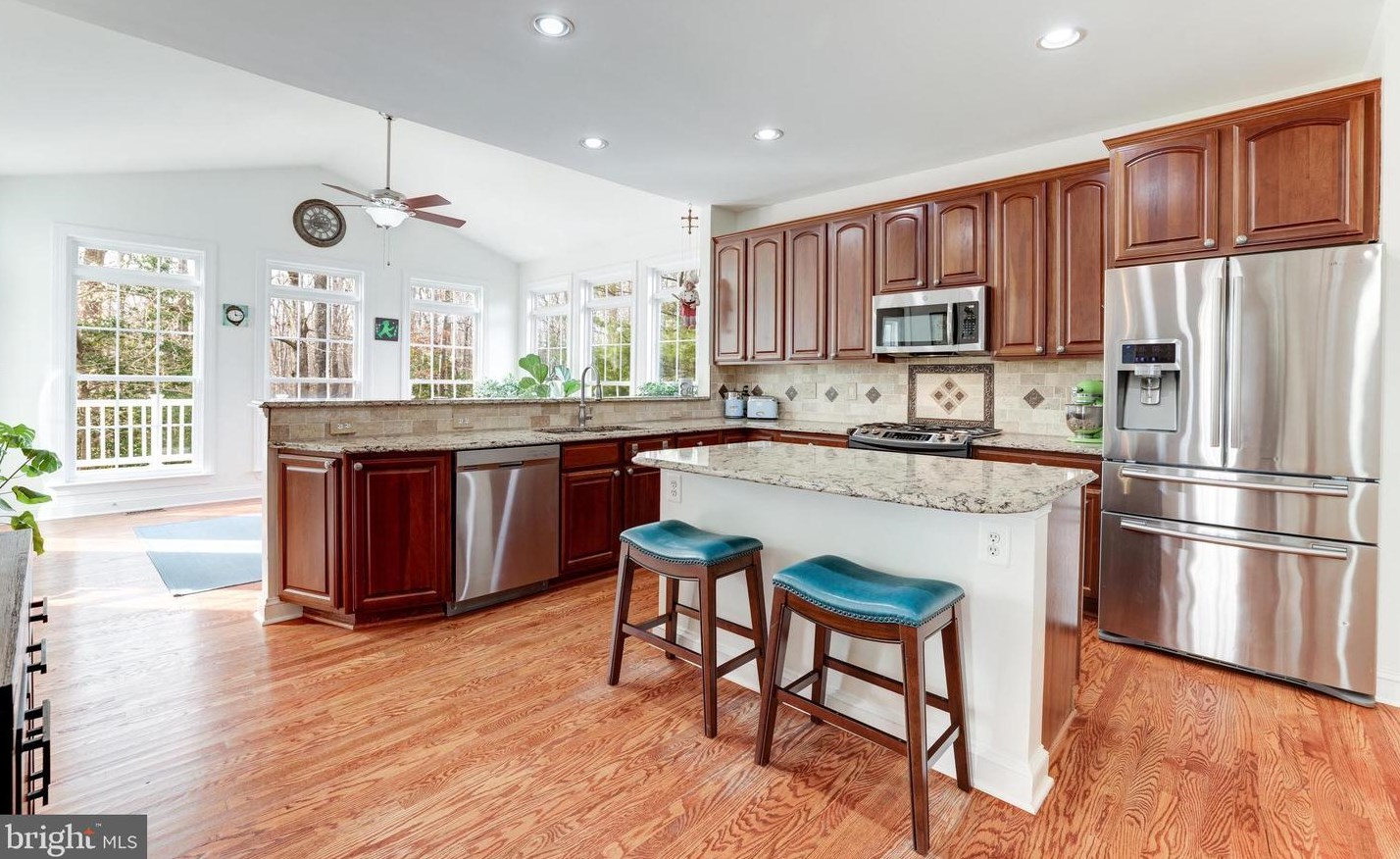 14018 Flagtree Pl, Manassas VA  20112-3884 exterior