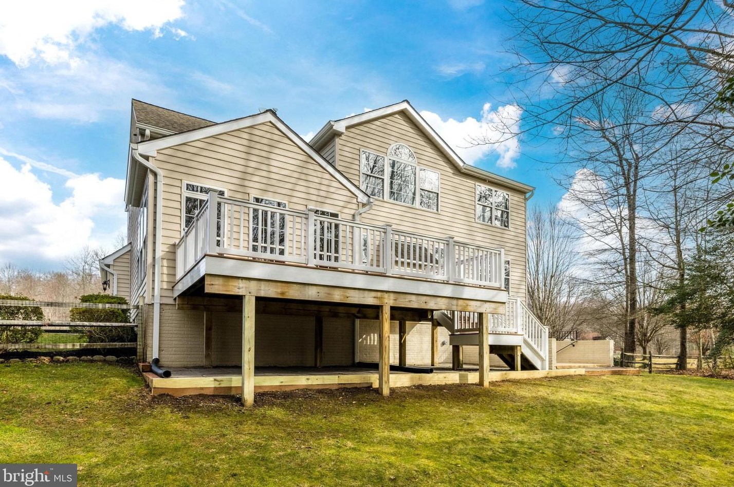 14018 Flagtree Pl, Manassas VA  20112-3884 exterior