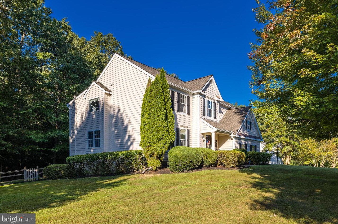 14018 Flagtree Pl, Manassas VA  20112-3884 exterior