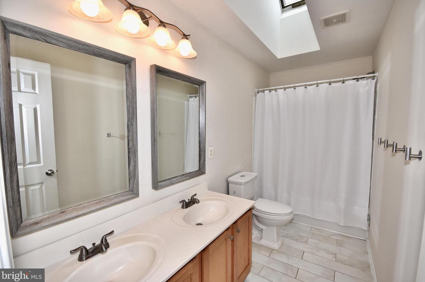 12340 Silent Wolf Dr, Manassas VA  20112-7524 exterior