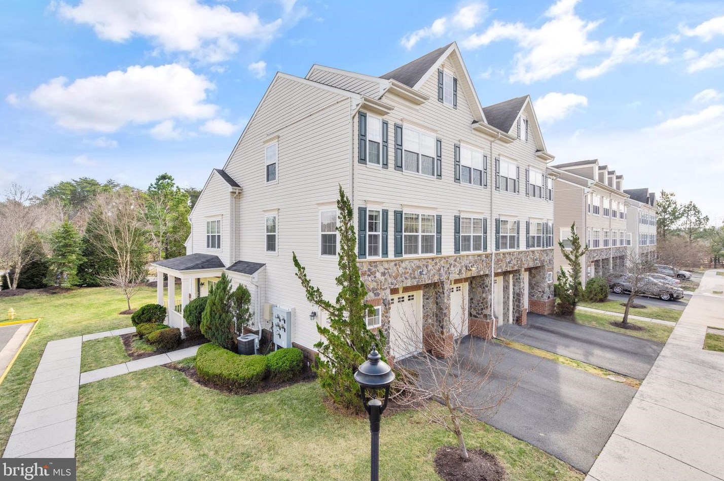 11160 Wortham Crest Cir, Manassas VA  20109-5691 exterior