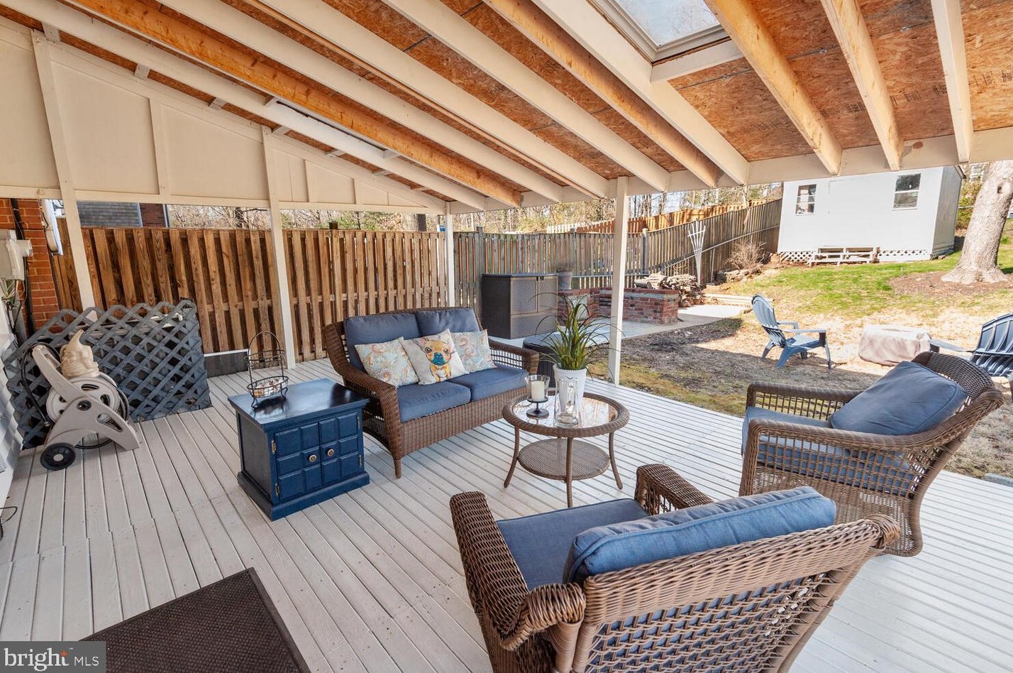 7382 Colton Ln, Manassas VA  20109-2957 exterior