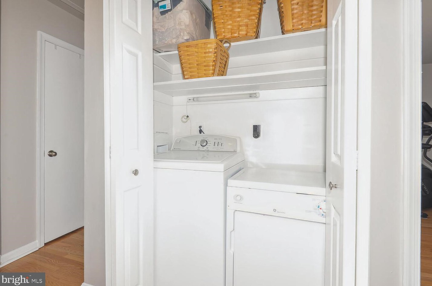 7382 Colton Ln, Manassas VA  20109-2957 exterior