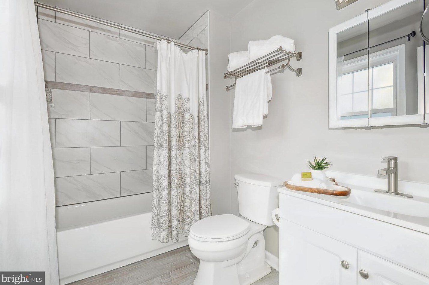 7382 Colton Ln, Manassas VA  20109-2957 exterior