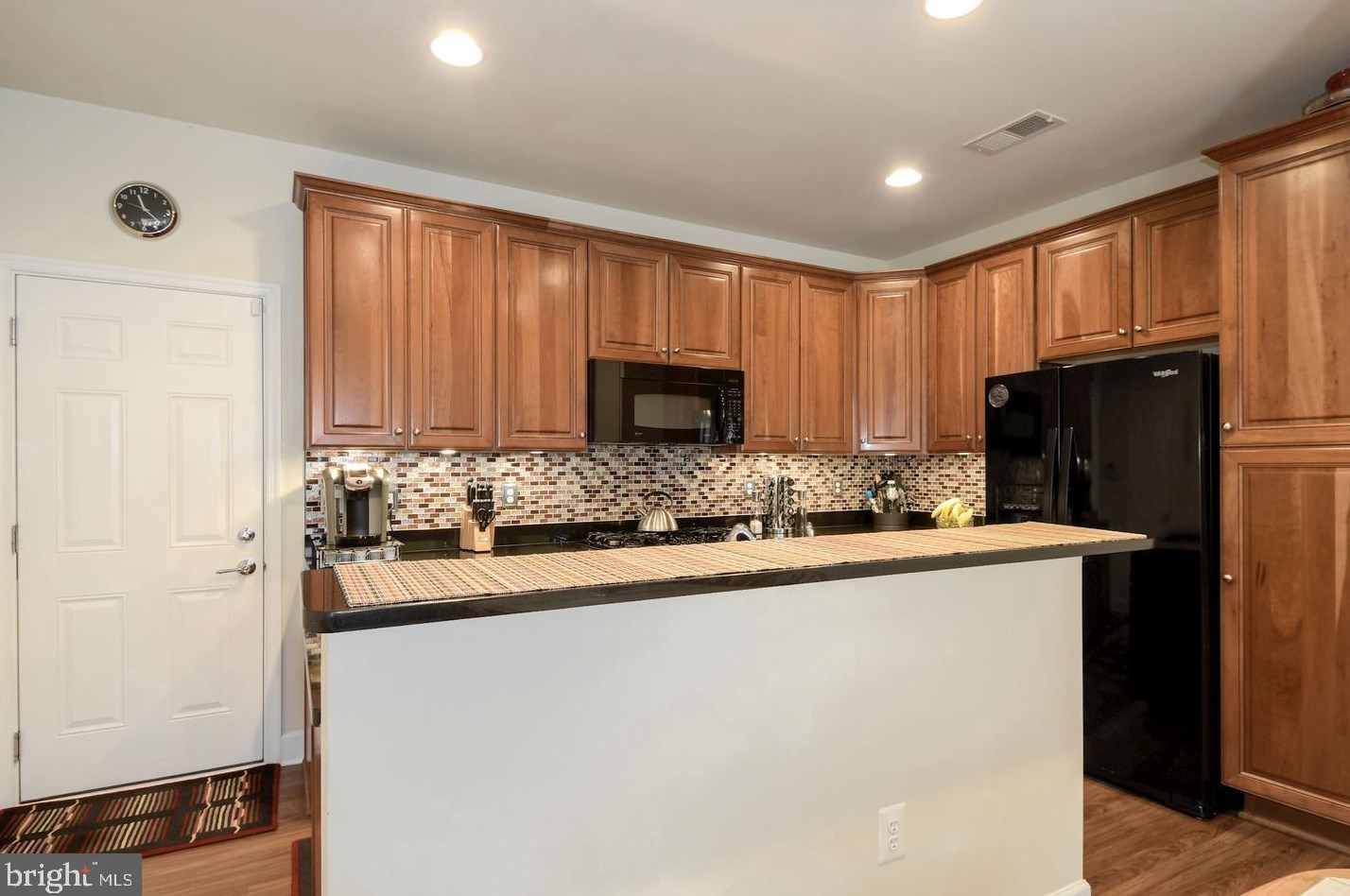 14800 Potomac Branch Dr, Woodbridge VA  22191-4056 exterior