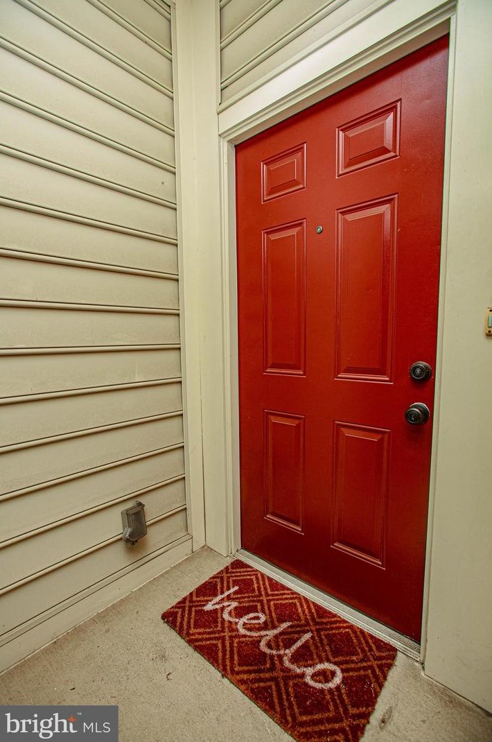 15063 Leicestershire St, Woodbridge VA  22191-6556 exterior