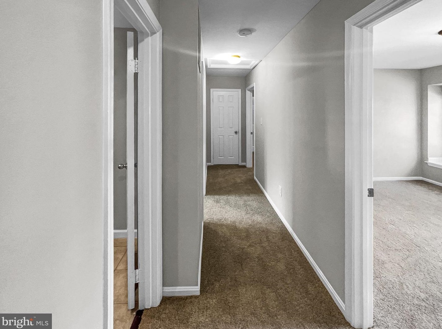 4405 Loganberry Ln, Dumfries VA  22025-1003 exterior