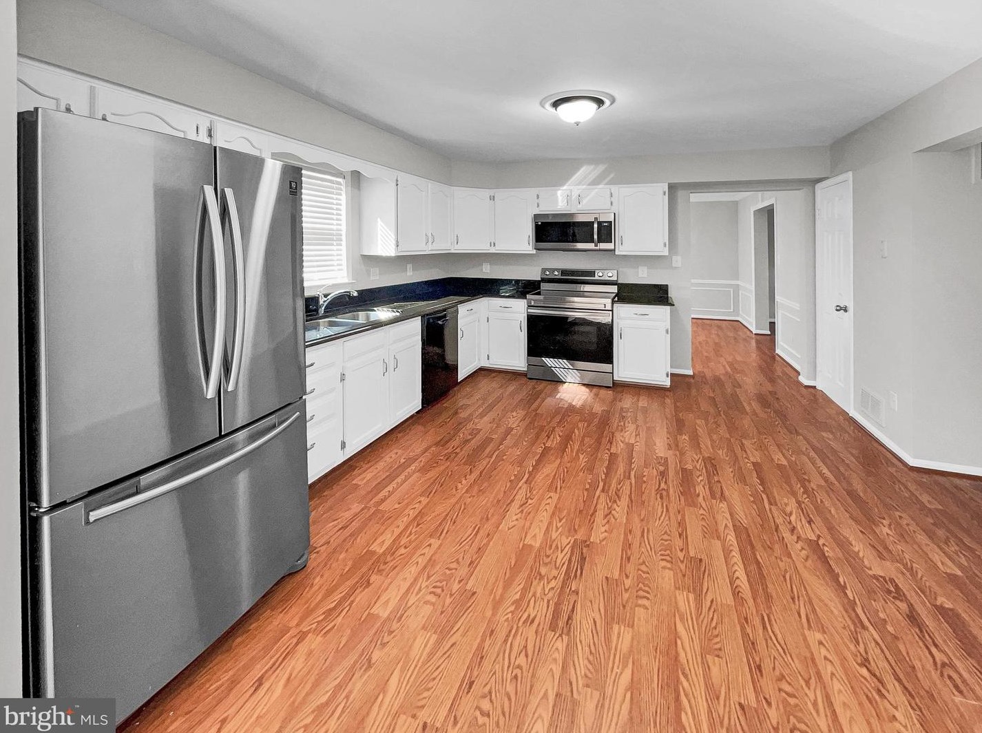 4405 Loganberry Ln, Dumfries VA  22025-1003 exterior