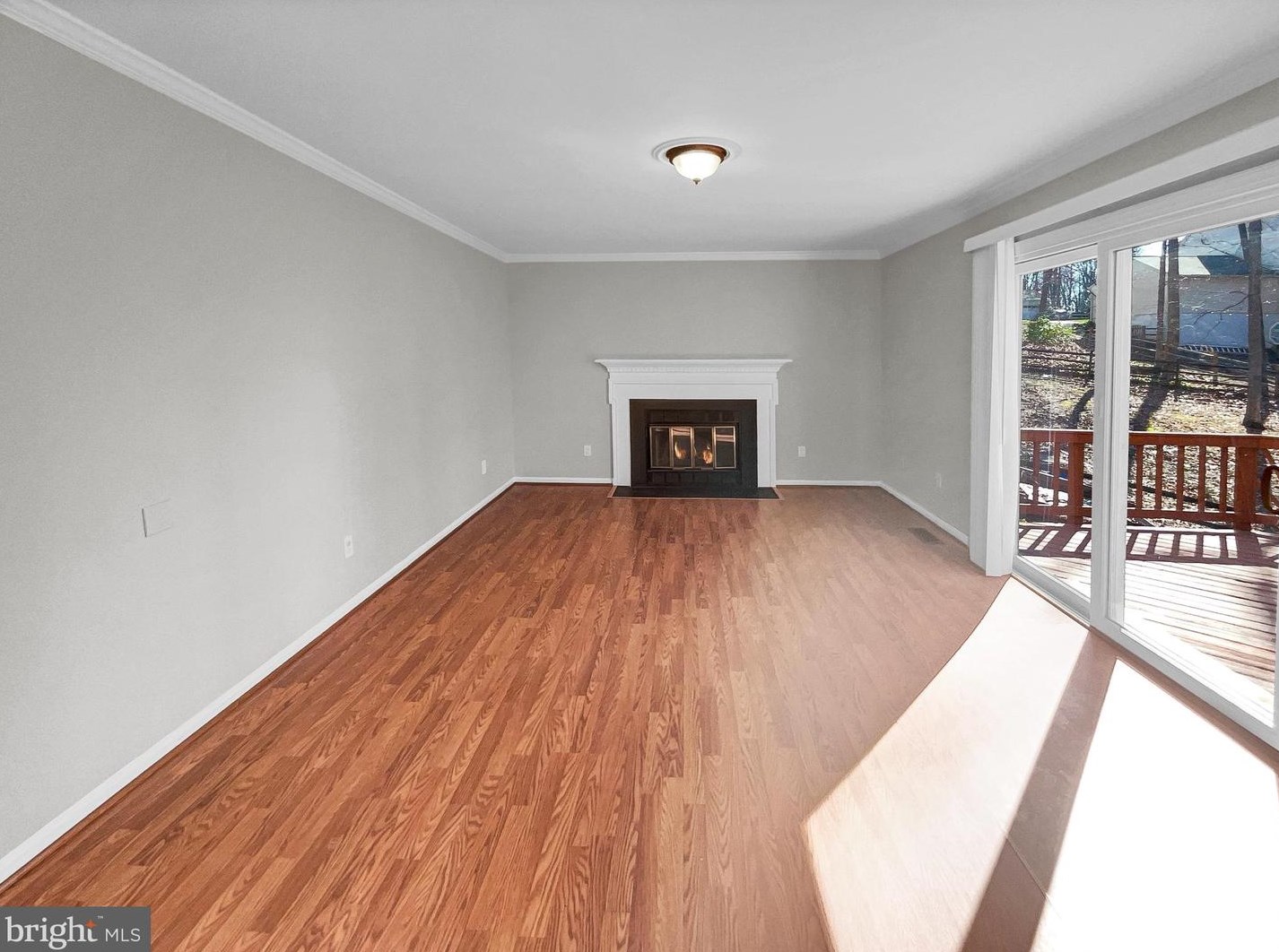 4405 Loganberry Ln, Dumfries VA  22025-1003 exterior