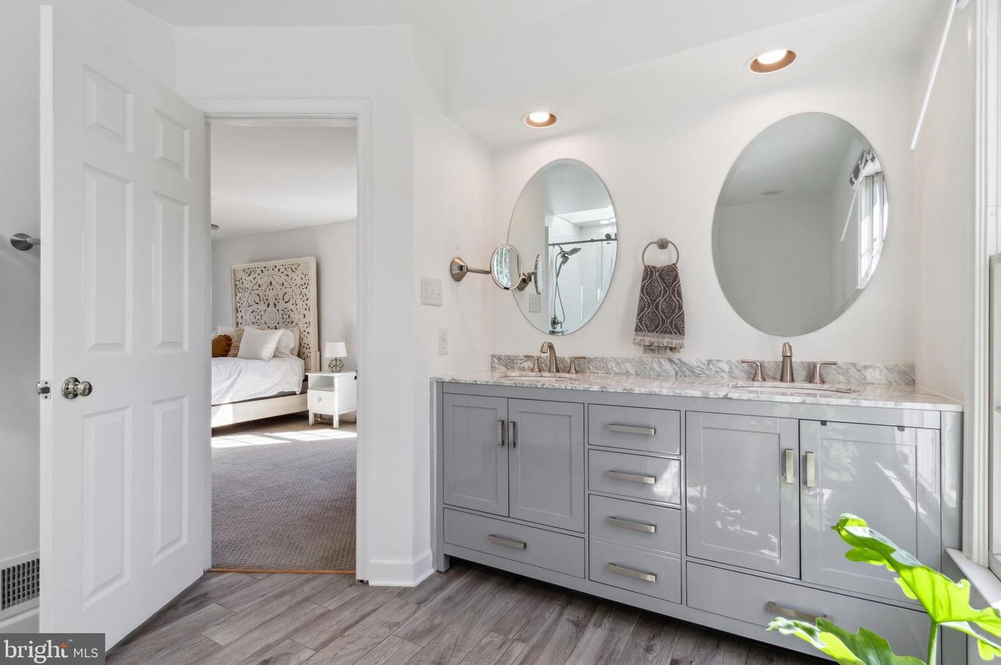 11824 Troika Ct, Woodbridge VA  22192-6282 exterior