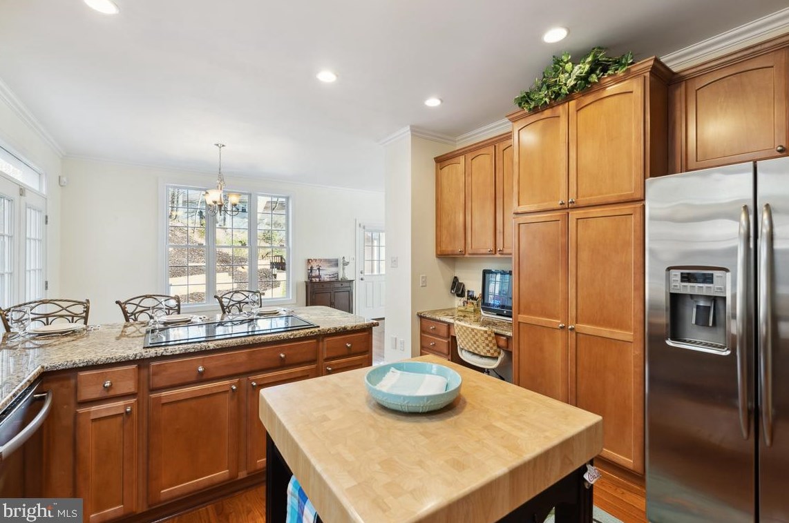 4331 Fallstone Pl, Dumfries VA  22025-1104 exterior