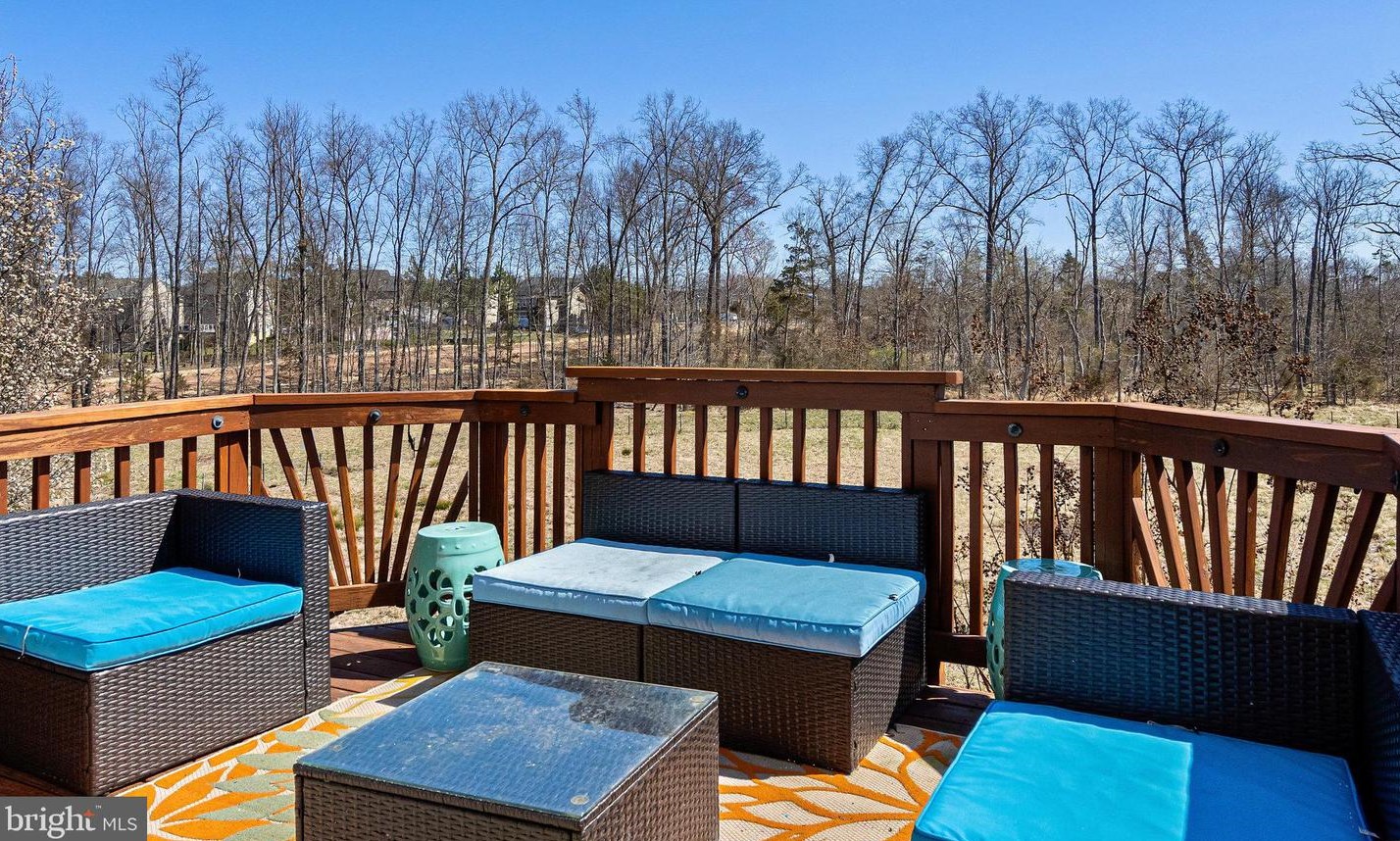 8951 Brewer Creek Pl, Manassas VA  20109-4853 exterior