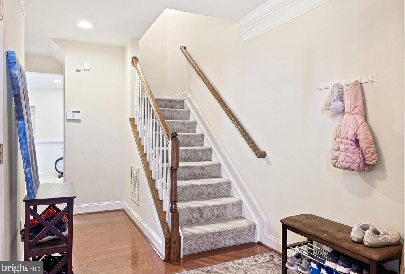 8951 Brewer Creek Pl, Manassas VA  20109-4853 exterior