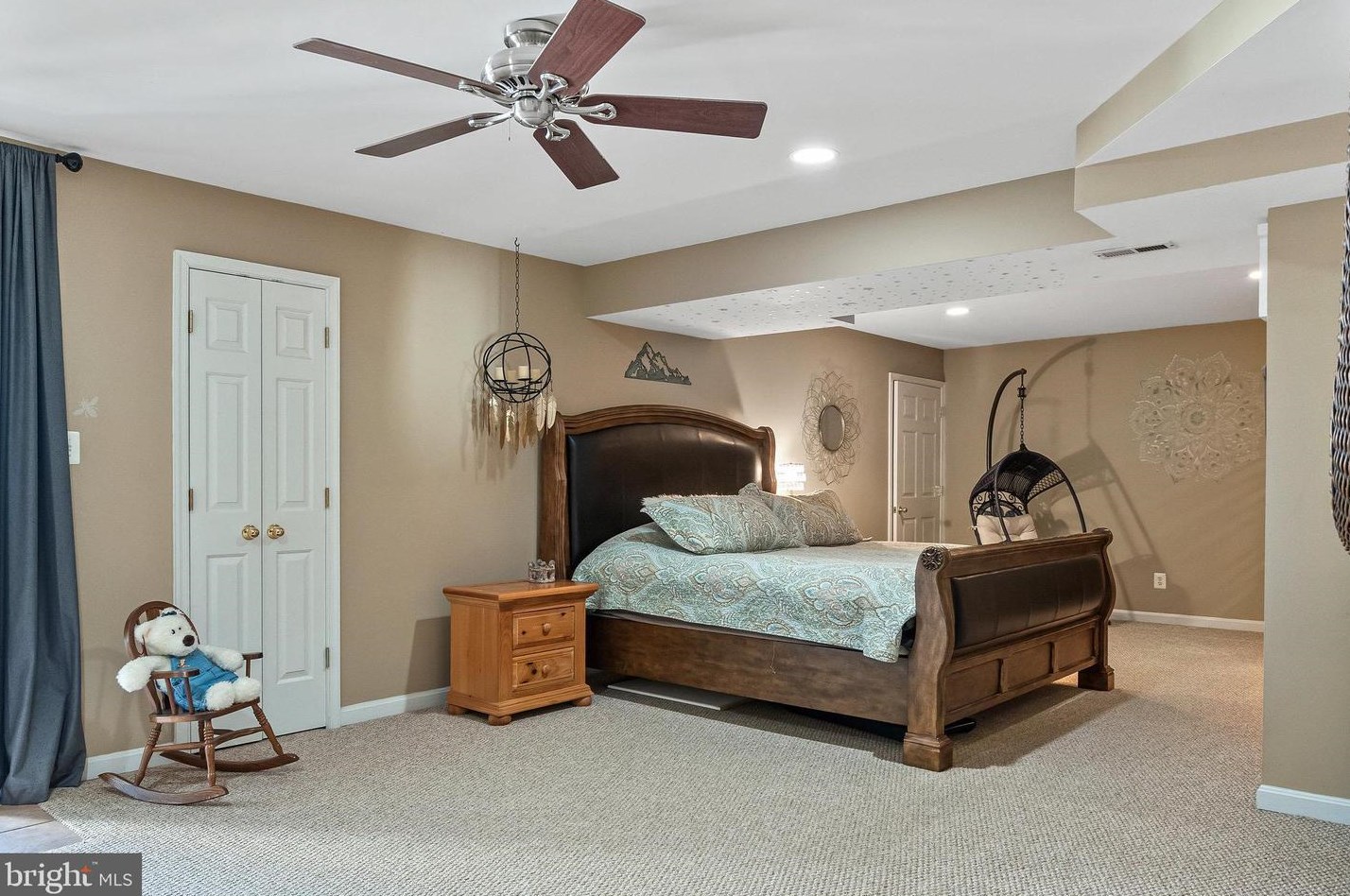 7408 Howell Run Ct, Manassas VA  20112-7823 exterior
