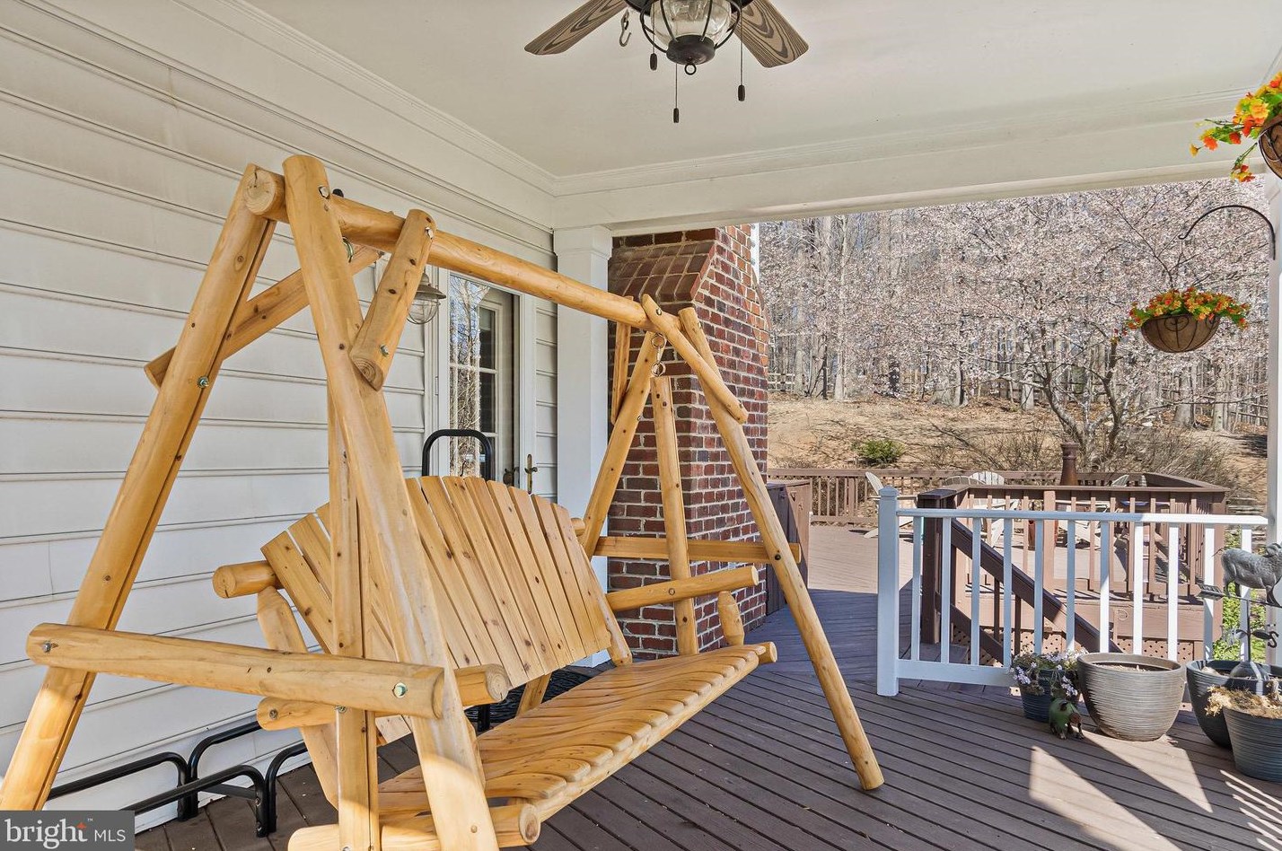 7408 Howell Run Ct, Manassas VA  20112-7823 exterior