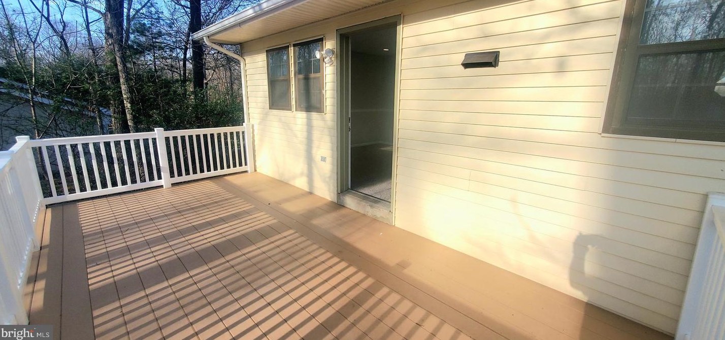 6824 General Longstreets Line, Manassas VA  20109-2219 exterior