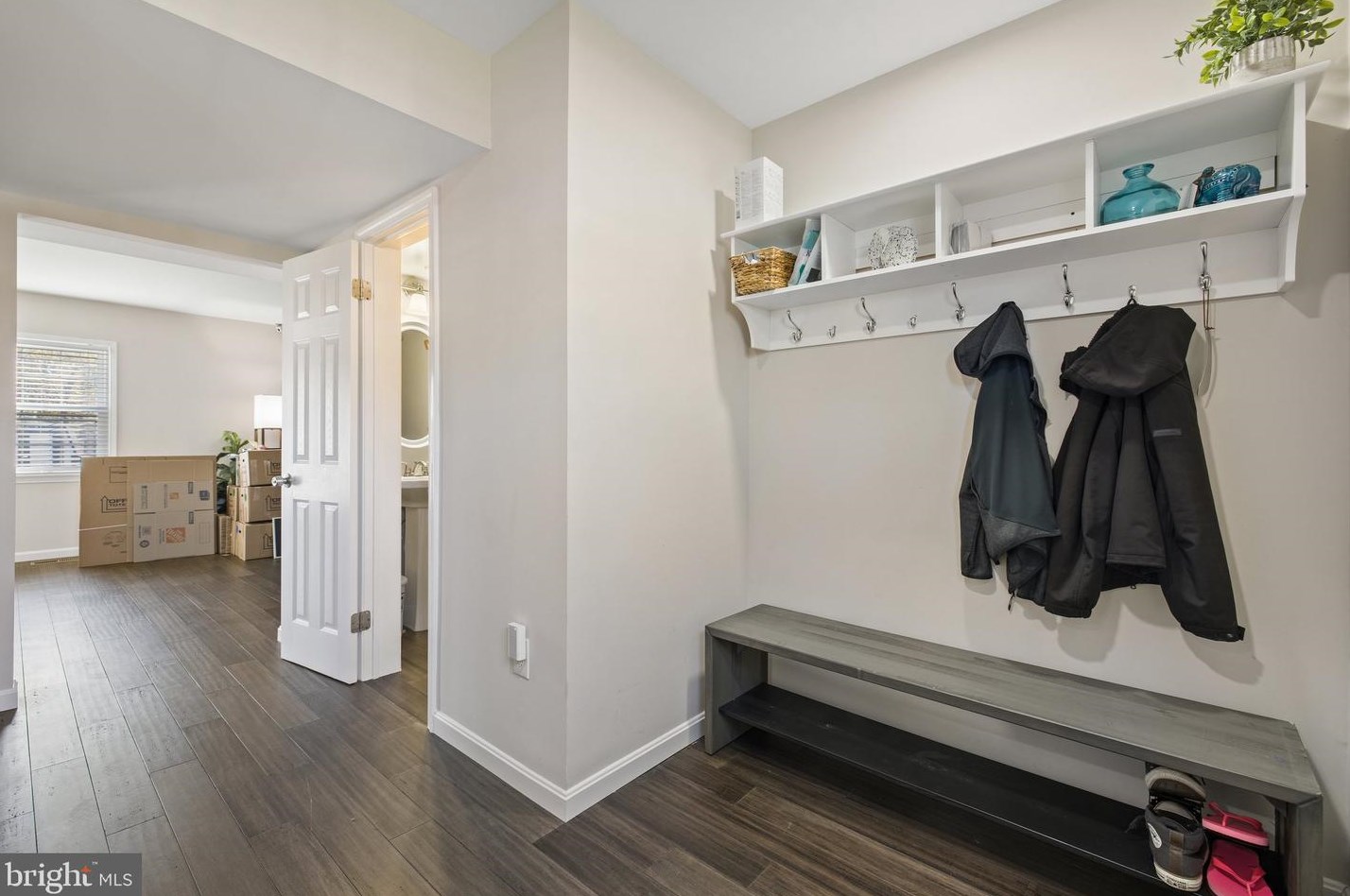 7511 Bedford Rd, Manassas VA  20109-2936 exterior