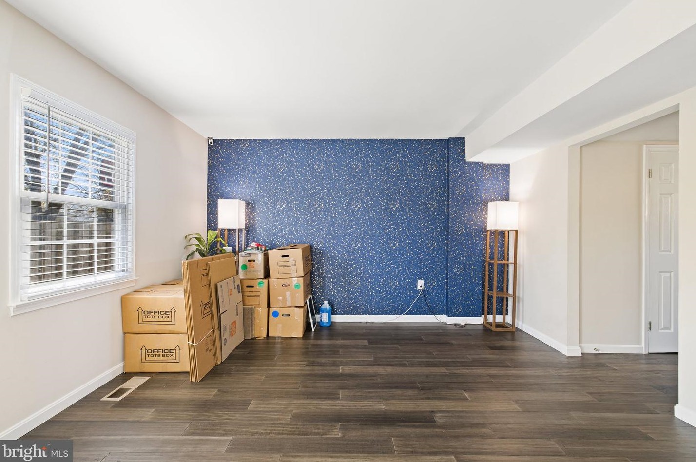 7511 Bedford Rd, Manassas VA  20109-2936 exterior