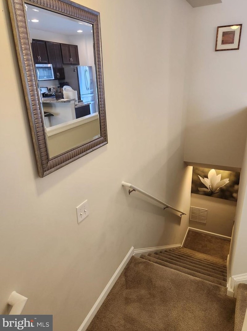 17027 Gibson Mill Rd, Dumfries VA  22026-2286 exterior