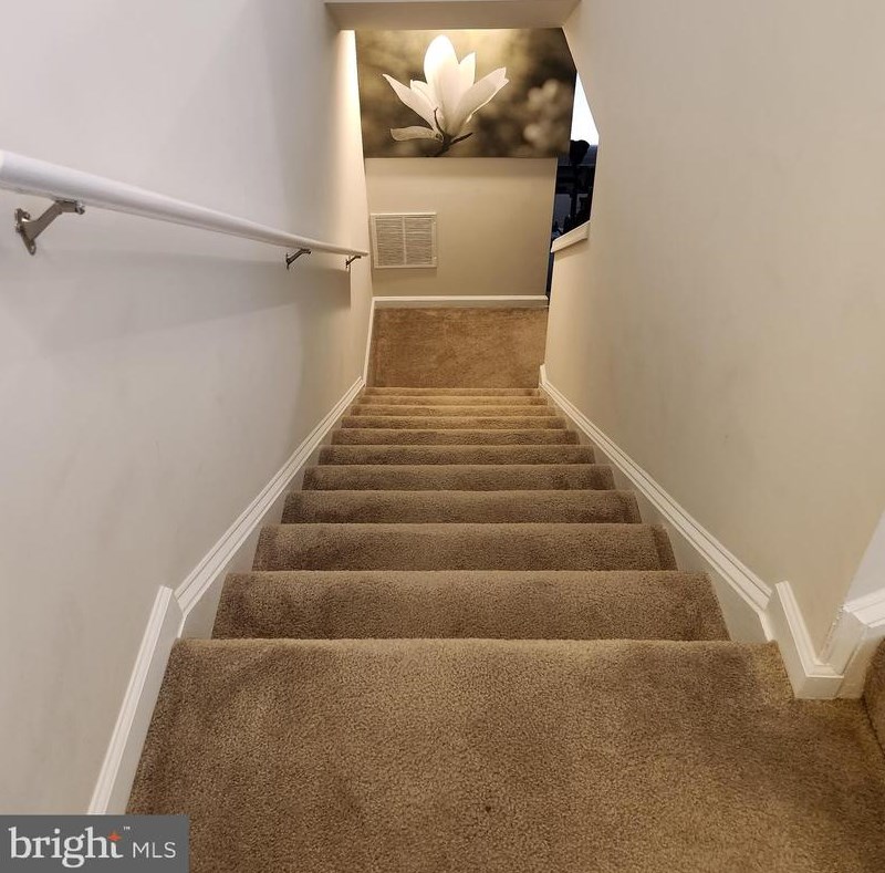 17027 Gibson Mill Rd, Dumfries VA  22026-2286 exterior