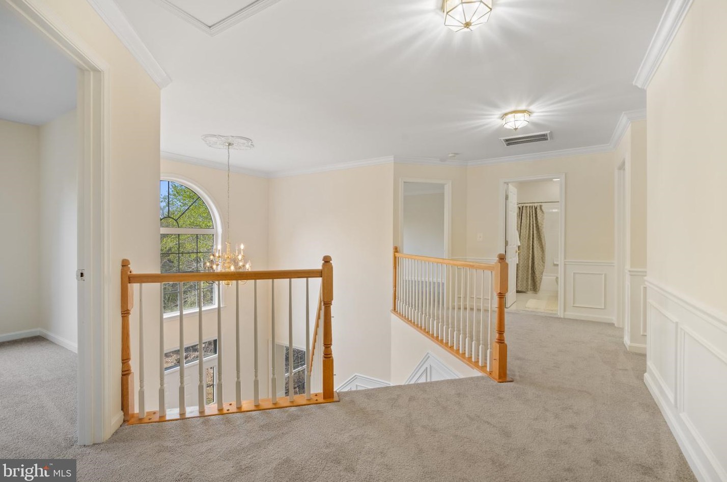 8016 Knightshayes Dr, Manassas VA  20111-2964 exterior