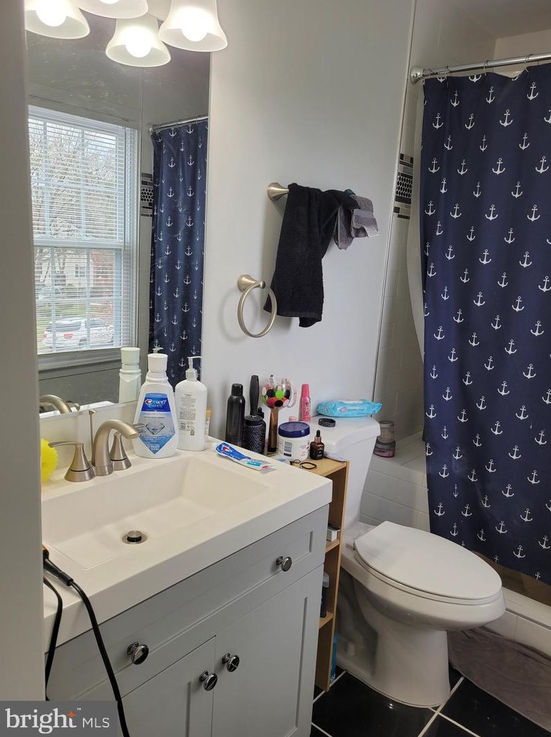 7390 Colton Ln, Manassas VA  20109-2957 exterior