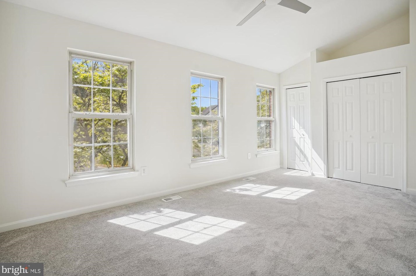 4247 Vals Way, Dumfries VA  22025-1140 exterior