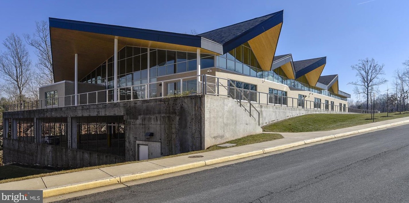 4247 Vals Way, Dumfries VA  22025-1140 exterior