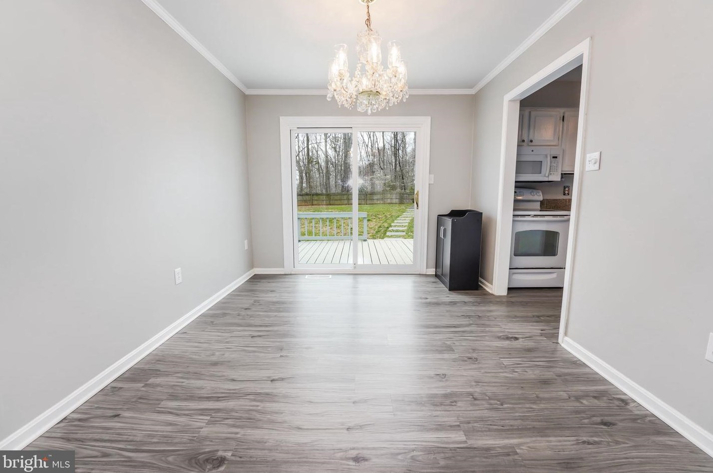 14868 Prestige Dr, Woodbridge VA  22193-3310 exterior