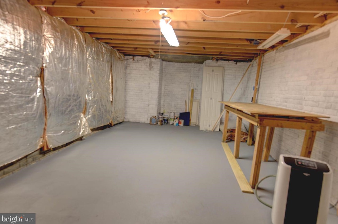 4734 Hickory Nut Pl, Dumfries VA  22025-1046 exterior