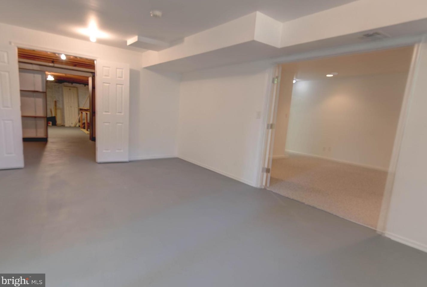 4734 Hickory Nut Pl, Dumfries VA  22025-1046 exterior