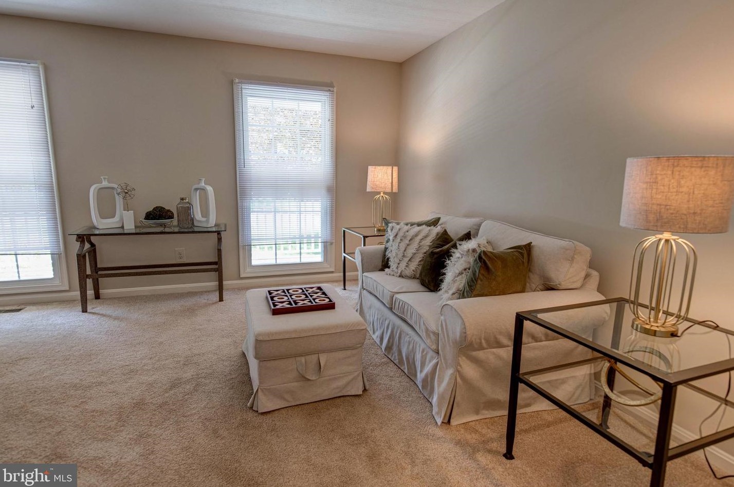 4734 Hickory Nut Pl, Dumfries VA  22025-1046 exterior