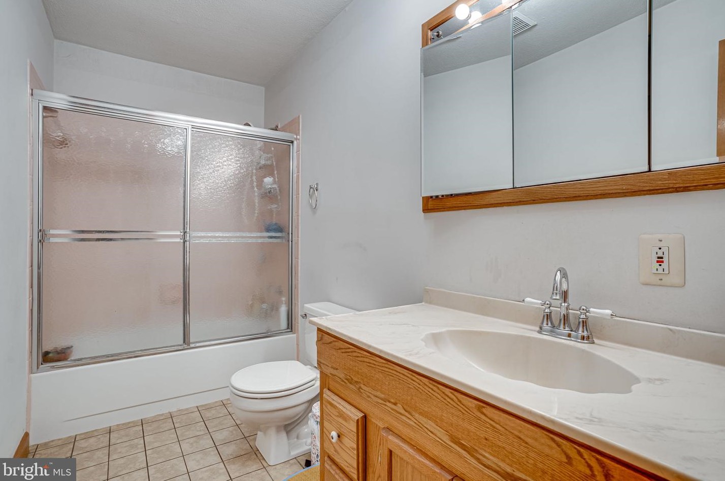 8907 Christine Pl, Manassas VA  20112-3173 exterior