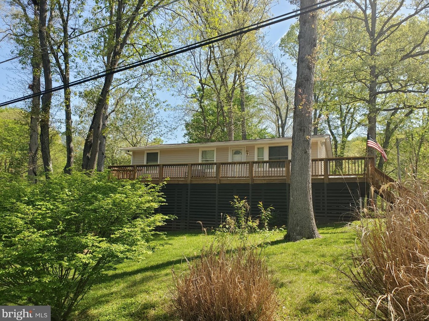 7805 Lake Dr, Manassas VA  20111-1946 exterior