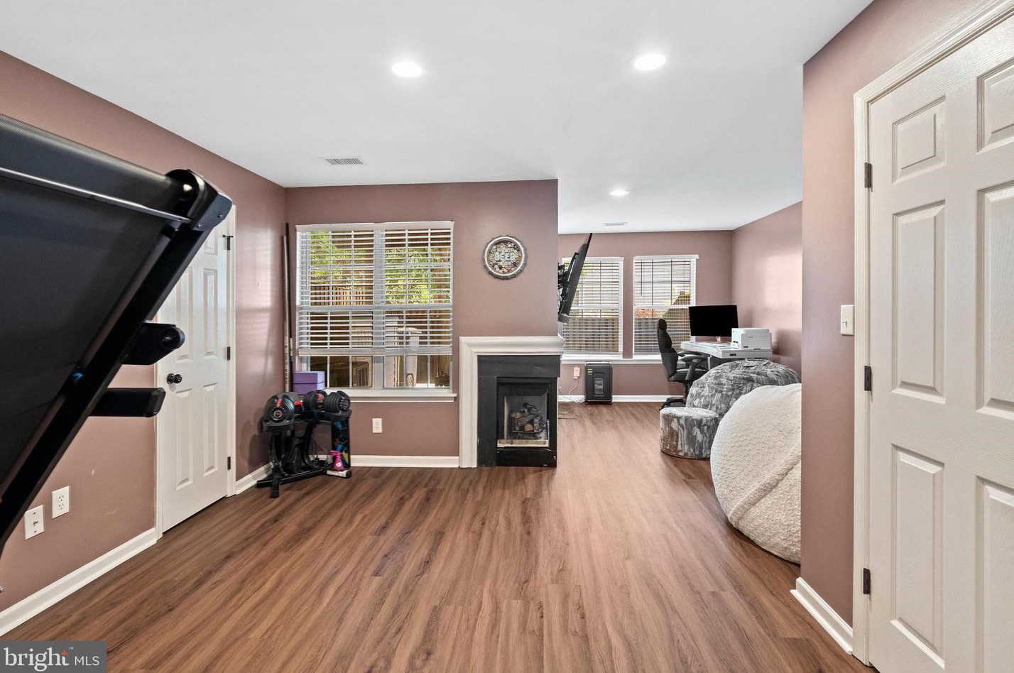 7896 Flager Cir, Manassas VA  20109-7430 exterior