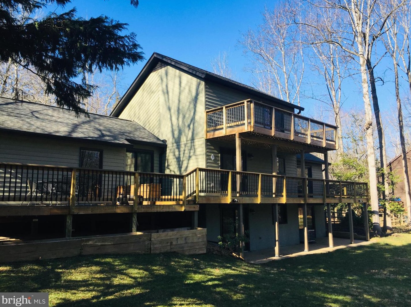 6252 Occoquan Forest Dr, Manassas VA  20112-3014 exterior