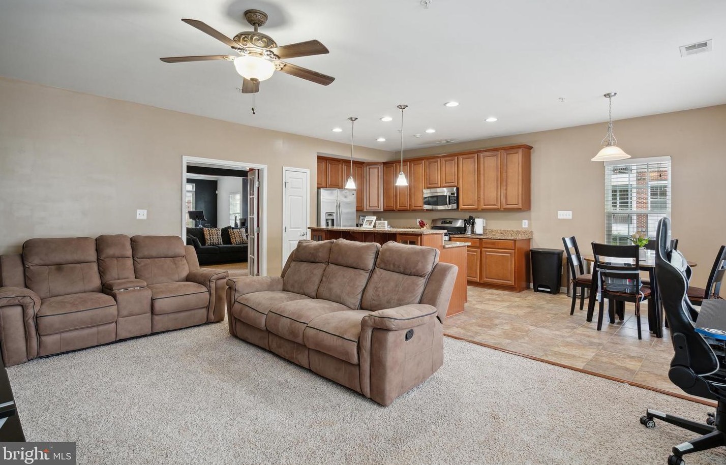 15097 Leicestershire St, Woodbridge VA  22191-6545 exterior