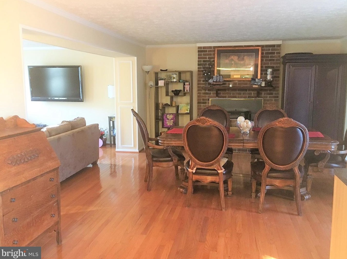 15393 Autumn Ln, Dumfries VA  22025-1007 exterior