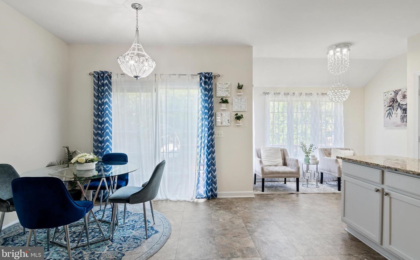 14104 Madrigal Dr, Woodbridge VA  22193-5948 exterior