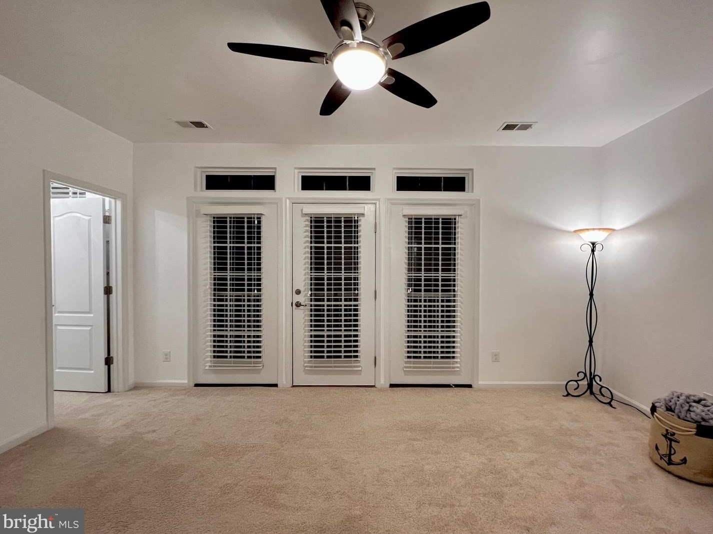 4836 Dane Ridge Cir, Woodbridge VA  22193-6520 exterior