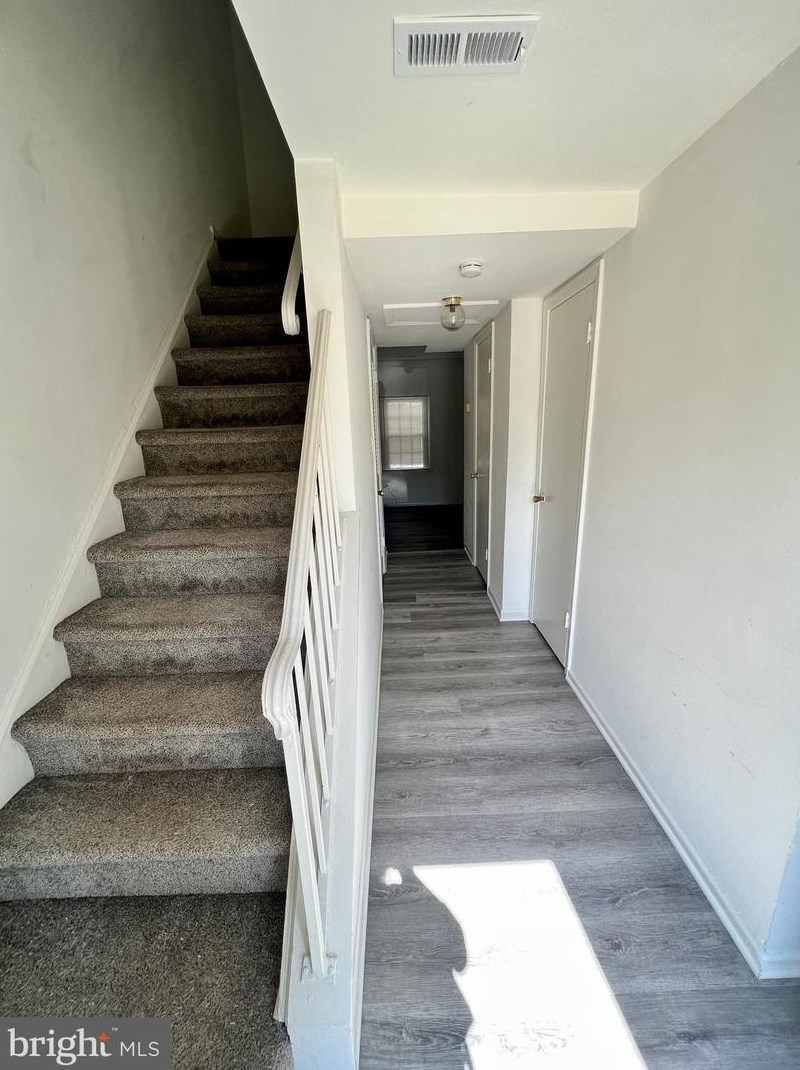 9520 Covington Pl, Manassas VA  20109-3328 exterior