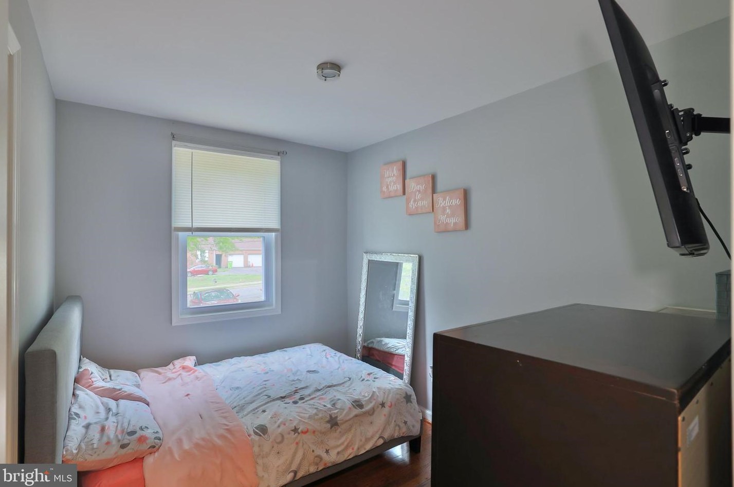 17367 Tripoli Blvd, Dumfries VA  22026-2222 exterior