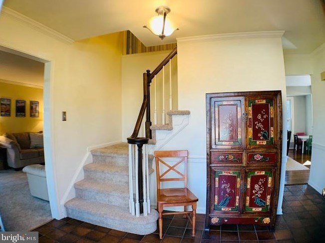 15909 Moncure Dr, Dumfries VA  22025-1350 exterior