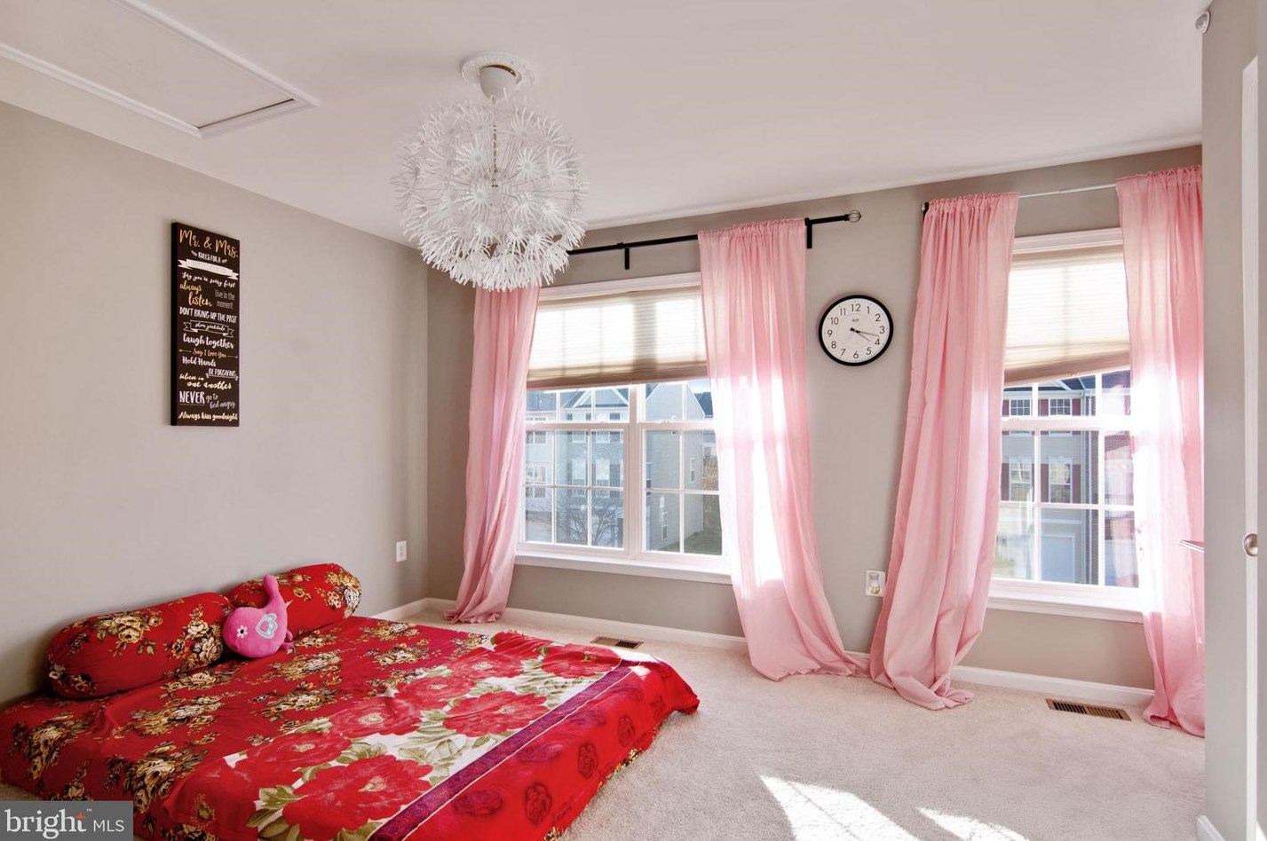 15739 John Diskin Cir, Woodbridge VA  22191-6551 exterior