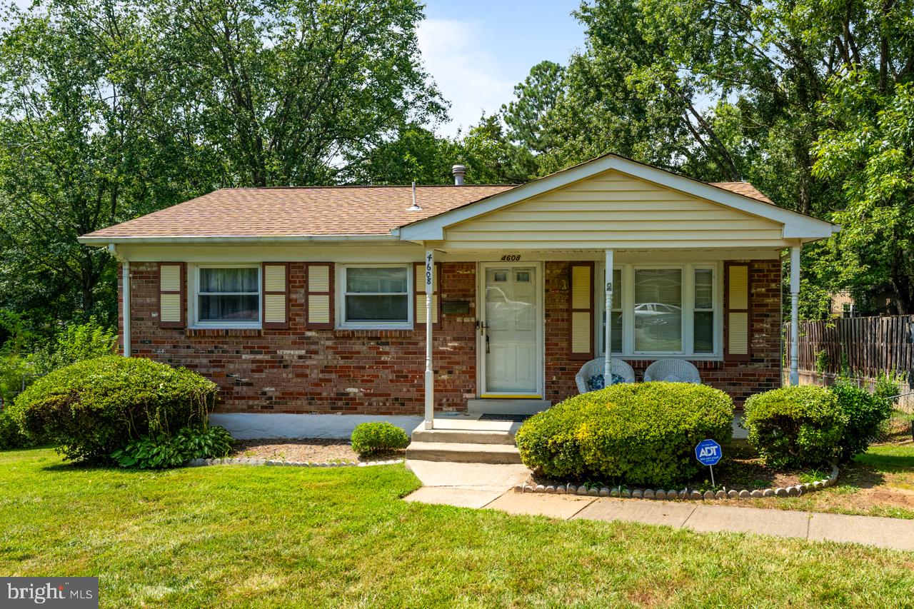 4608 Kenwood Dr, Woodbridge, VA 22193 MLS VAPW2054678 Coldwell Banker