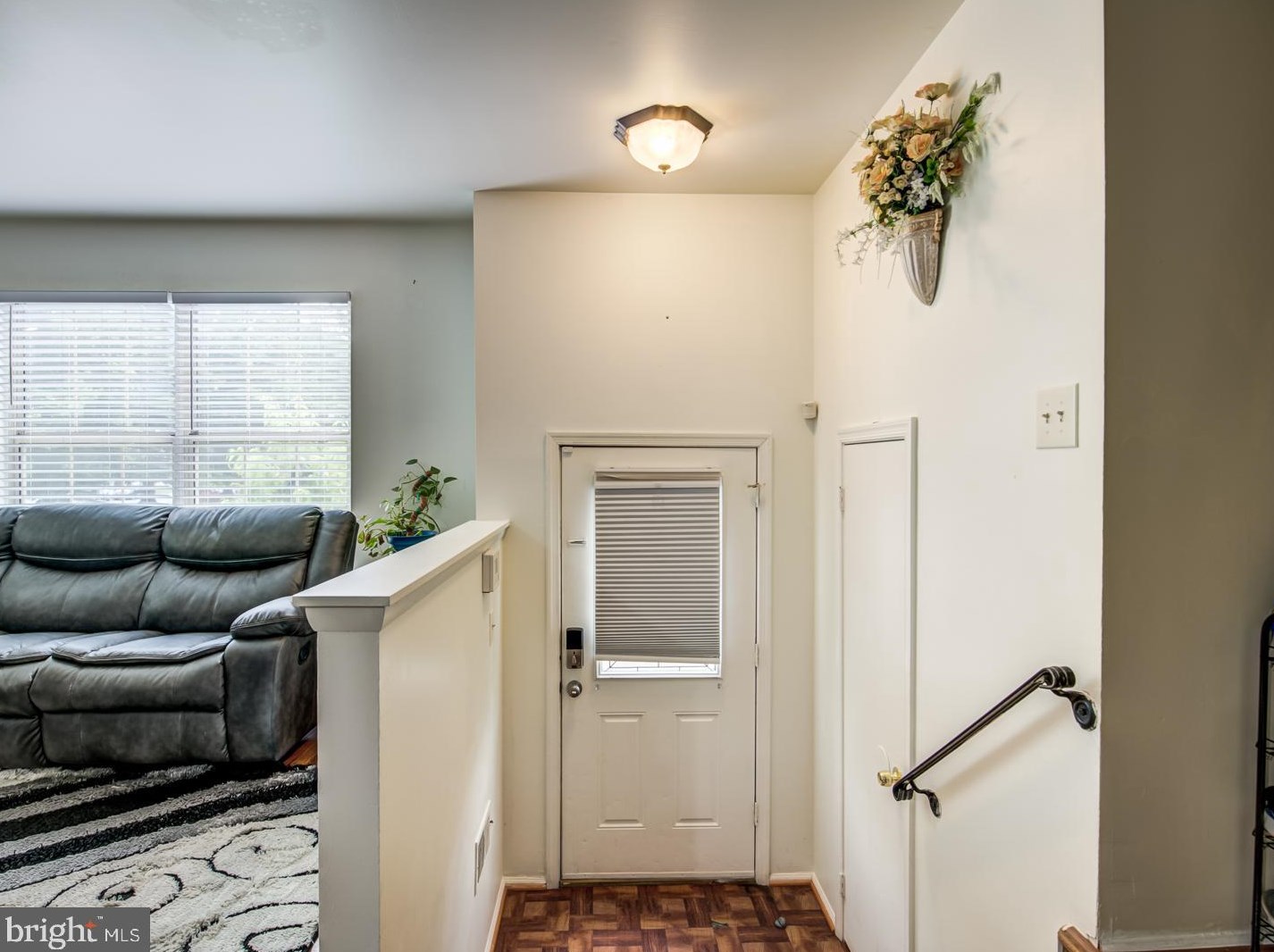 14888 Hyatt Pl, Woodbridge VA  22191-3849 exterior